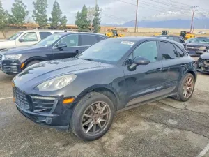 2015 PORSCHE MACAN