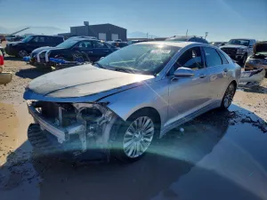 2013 LINCOLN TOWNHOUSE MKZ