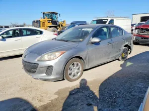 2013 MAZDA 3