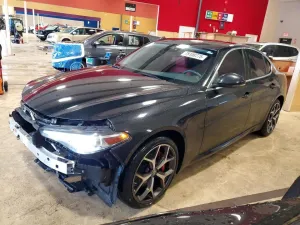 2021 ALFA ROMEO GIULIA
