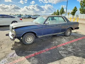 MERCEDES-BENZ 300-CLASS