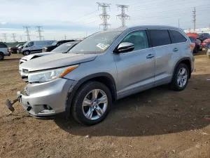 2015 TOYOTA HIGHLANDER