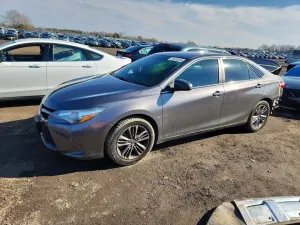 2016 TOYOTA CAMRY