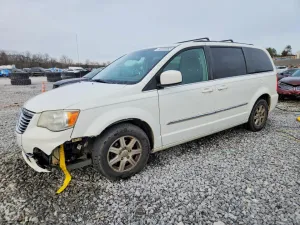 2011 CHRYSLER MINIVAN