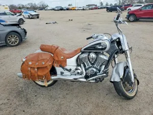 2016 INDIAN MOTORCYCLE CO. MOTORCYCLE