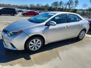 2015 TOYOTA COROLLA