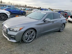 2015 INFINITI Q50