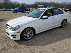 2013 MERCEDES-BENZ C-CLASS