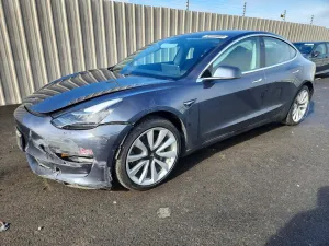 2018 TESLA MODEL 3