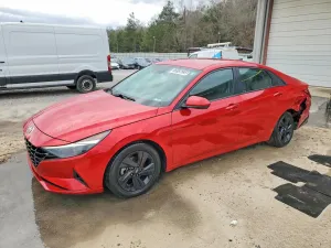2023 HYUNDAI ELANTRA SE