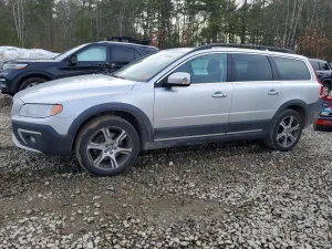 2015 VOLVO XC70