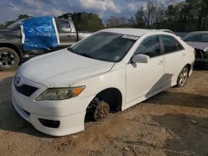 2011 TOYOTA CAMRY