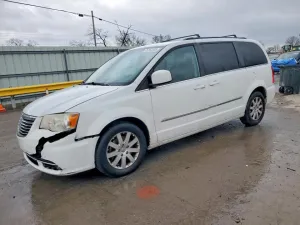 2014 CHRYSLER MINIVAN