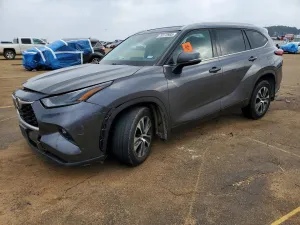 2022 TOYOTA HIGHLANDER