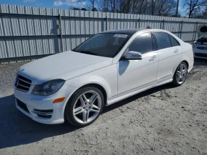 2014 MERCEDES-BENZ C-CLASS