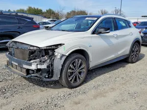 2017 INFINITI QX30