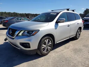 2017 NISSAN PATHFINDER