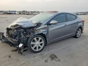 2013 HYUNDAI ELANTRA