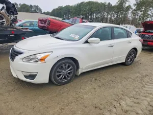 2015 NISS ALTIMA