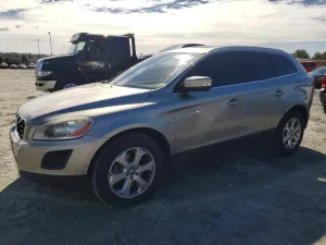 2011 VOLVO XC60