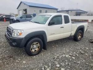 2011 TOYOTA TACOMA