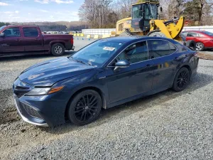 2021 TOYOTA CAMRY