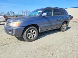 2004 TOYOTA HIGHLANDER