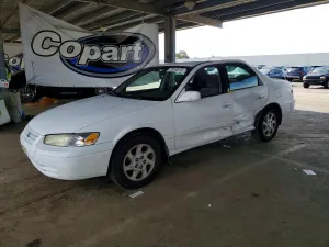 1998 TOYOTA CAMRY