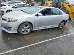 2012 TOYOTA CAMRY