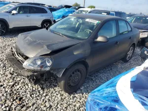 2010 VOLKSWAGEN JETTA