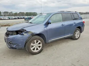2013 TOYOTA HIGHLANDER