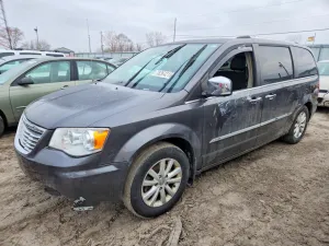 2016 CHRYSLER MINIVAN