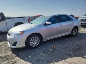 2013 TOYOTA CAMRY