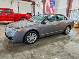 2010 LINCOLN TOWNHOUSE MKZ