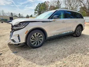 2025 LINCOLN TOWNHOUSE AVIATOR