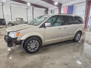 2016 CHRYSLER TOWN & COUNTRY