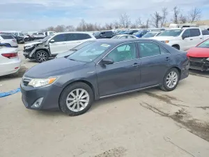 2012 TOYOTA CAMRY