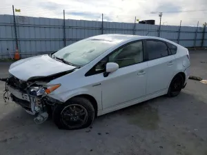 2014 TOYOTA PRIUS