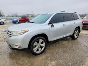 2013 TOYOTA HIGHLANDER