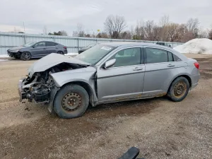 2013 CHRYSLER 200