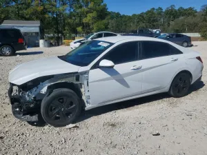 2022 HYUNDAI ELANTRA