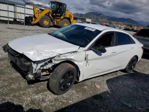 2022 HYUNDAI ELANTRA S