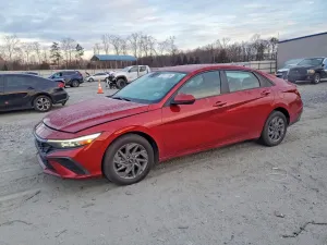 2024 HYUNDAI ELANTRA
