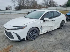 2025 TOYOTA CAMRY