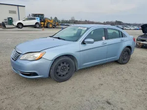 2013 CHRYSLER 200