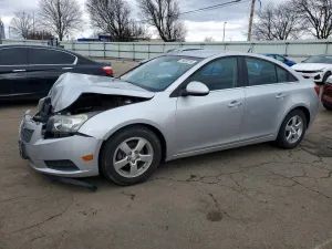 2013 CHEVROLET CRUZE