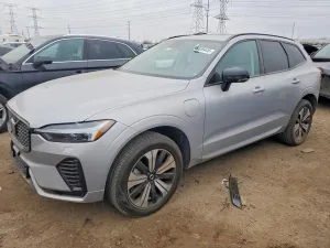 2025 VOLVO XC60 CORE