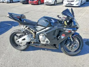 2006 HONDA CBR600