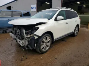 2016 NISSAN PATHFINDER