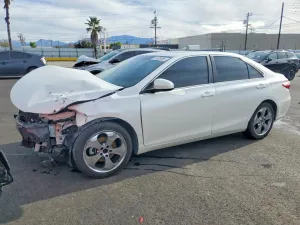 2017 TOYOTA CAMRY